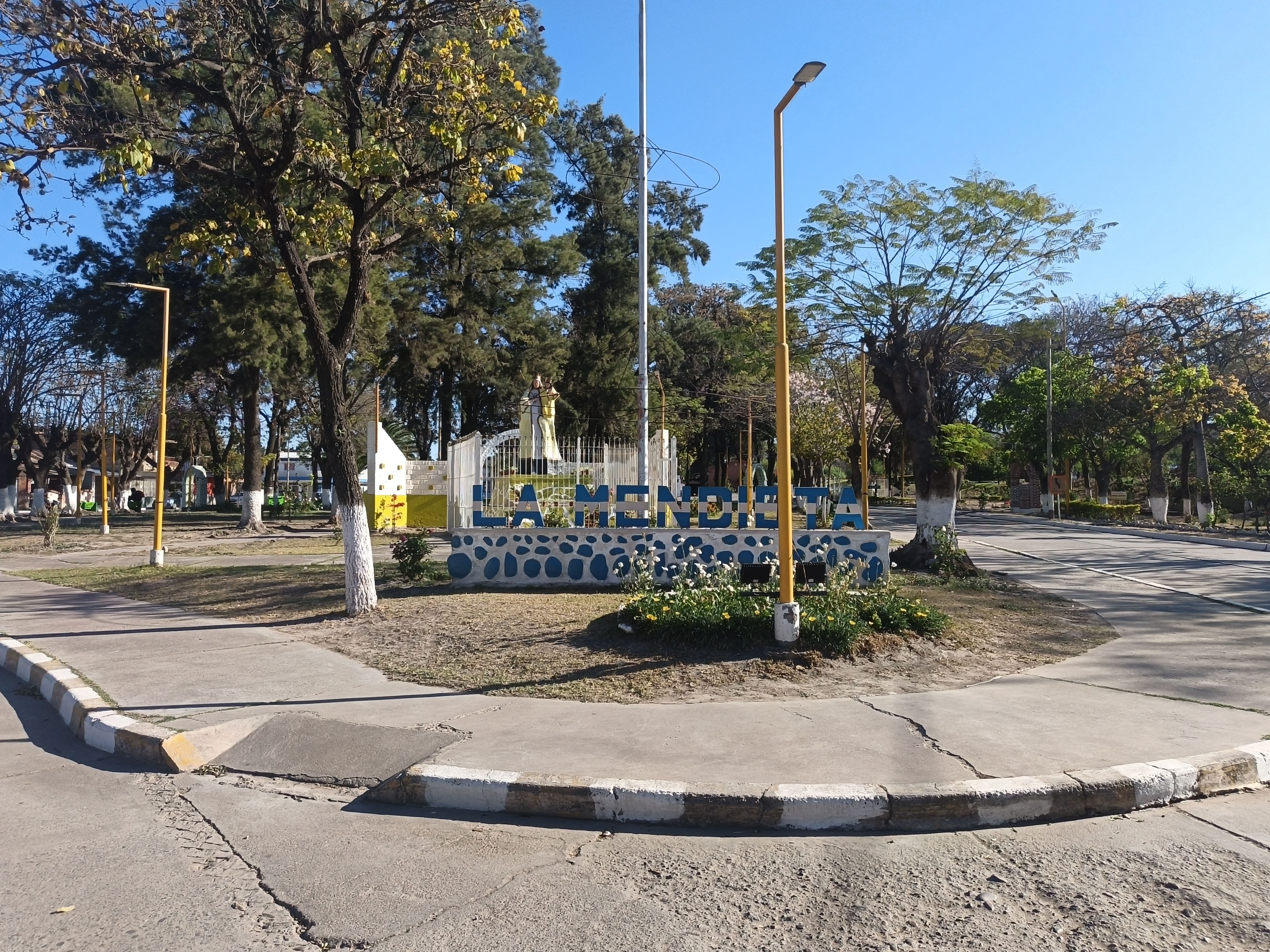 Ingreso a La Mendieta desde San Pedro de Jujuy