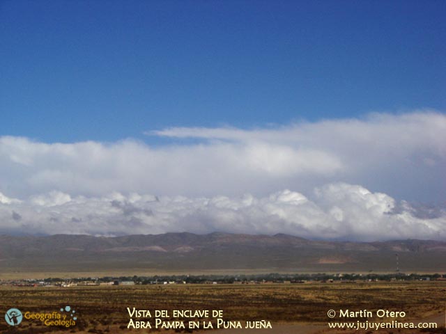 Vista del Enclave de Abra Pampa en la Puna jujeña