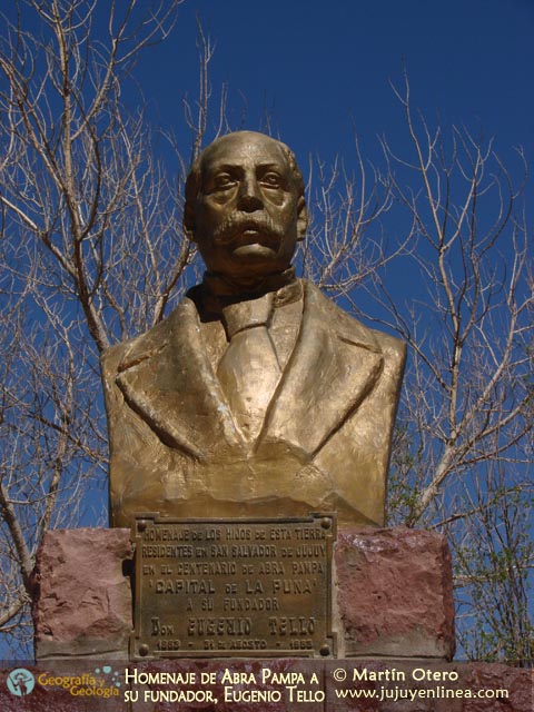 Homenaje de Abra Pampa a su fundador, Eugenio Tello