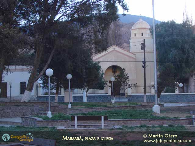 Maimará, plaza e iglesia